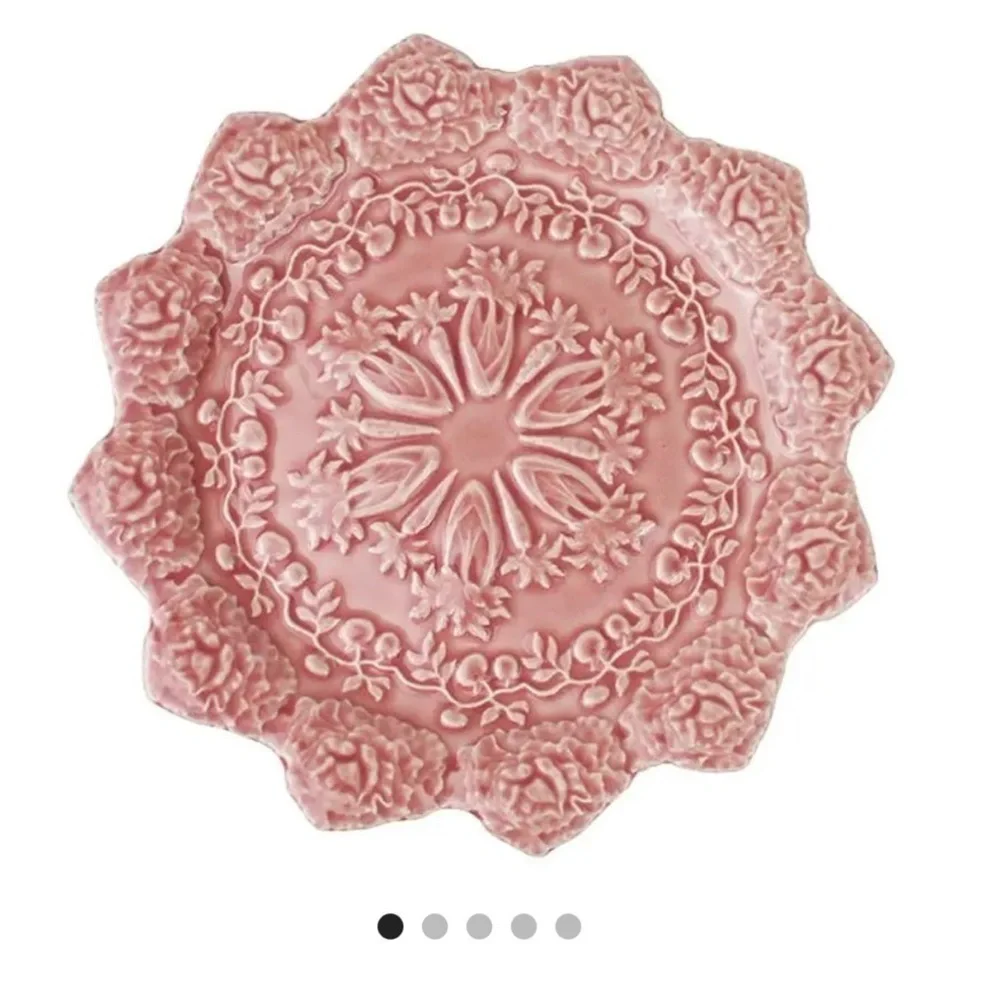 Pink Ceramic Majolica Spring Motif Plate by Rafael Bordallo Pinheiro, Portugal